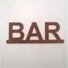 Mot décoratif en métal BAR
